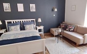 Dominique Apartment